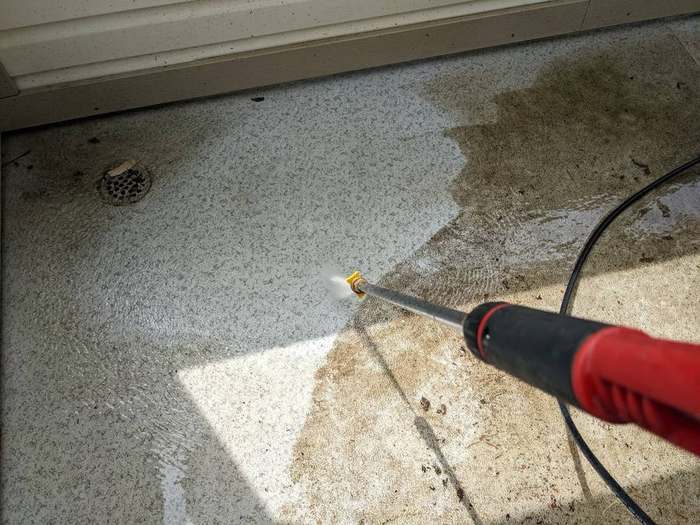 cleanup  pressure washing concrete