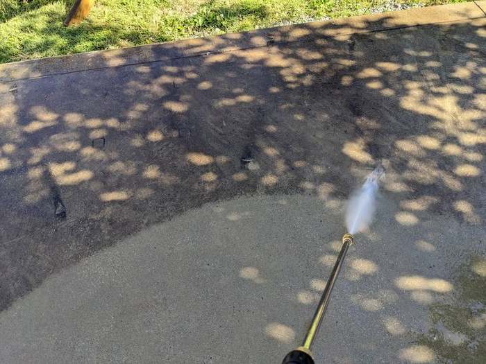 cleanup  pressure washing up close